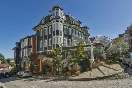 Amiral Palace