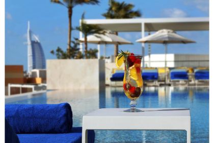 Grand Cosmopolitan Hotel