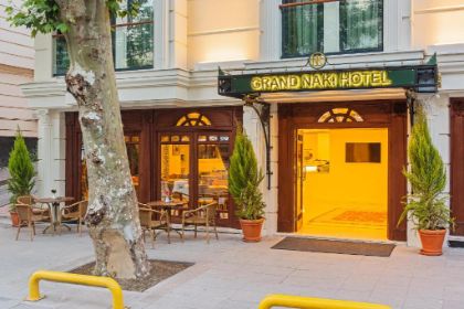 Grand Naki Hotel
