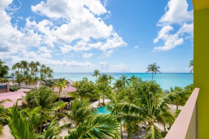 HOLIDAY INN RESORT ARUBA BEACH RESORT &CASINO