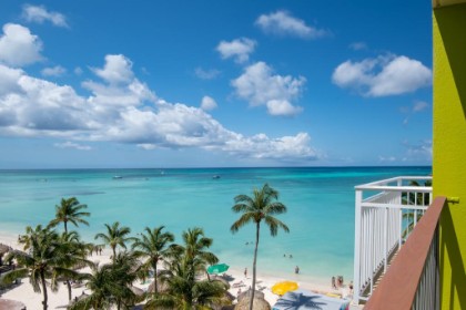 HOLIDAY INN RESORT ARUBA BEACH RESORT &CASINO