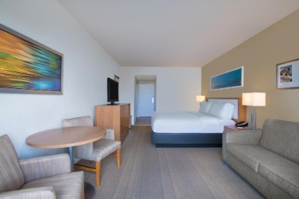 HOLIDAY INN RESORT ARUBA BEACH RESORT &CASINO
