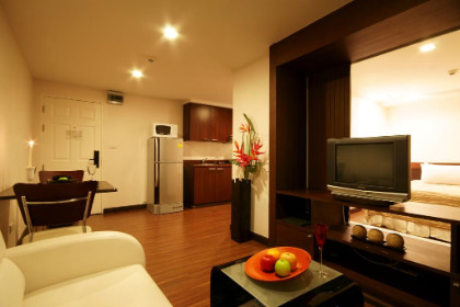 i Residence Sathorn Bangkok Hotel 