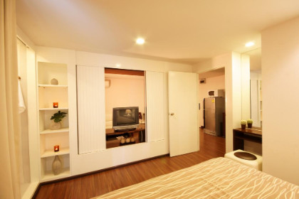 i Residence Sathorn Bangkok Hotel 