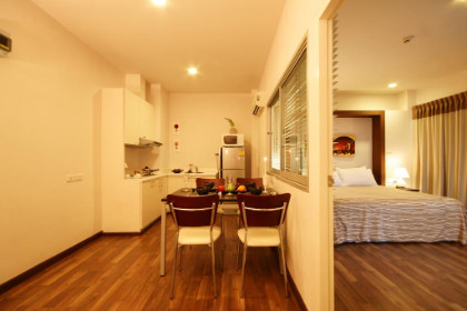 i Residence Sathorn Bangkok Hotel 