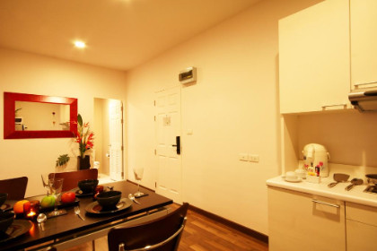 i Residence Sathorn Bangkok Hotel 