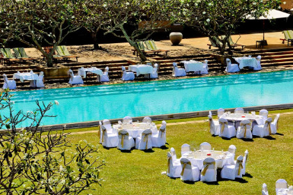 Pegasus Reef Hotel