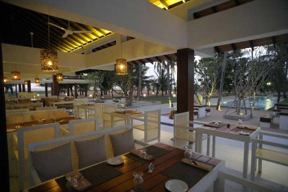 Pegasus Reef Hotel