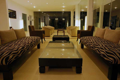 Pegasus Reef Hotel