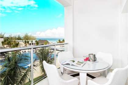 Royalton White Sands 